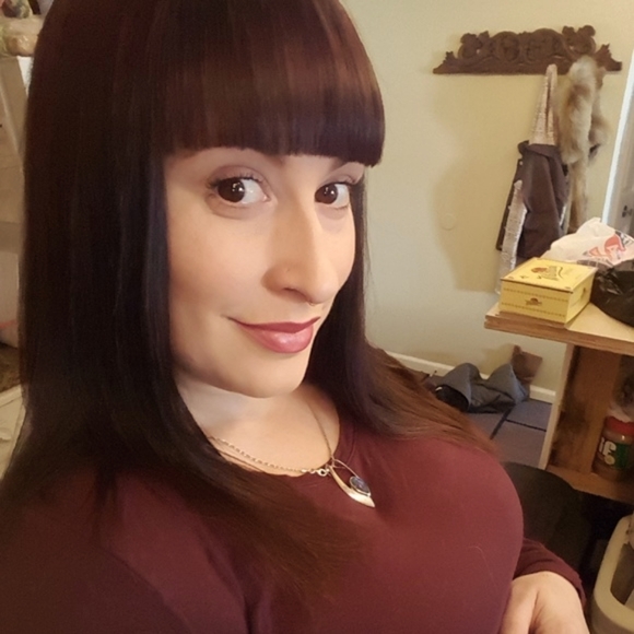 Meet your Posher, Michele - Picture 3 of 4